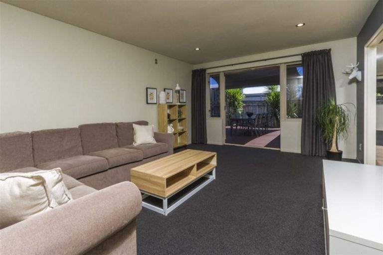 Photo of property in 33 Monaco View, Stoke, Nelson, 7011