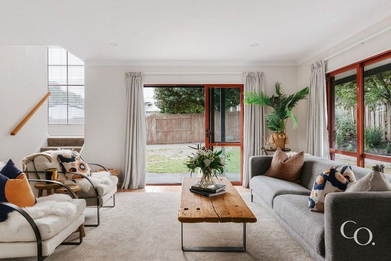 Photo of property in 262b Oceanbeach Road, Mount Maunganui, 3116