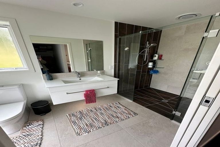 Photo of property in 12 Lochinvar Lane, Acacia Bay, Taupo, 3385