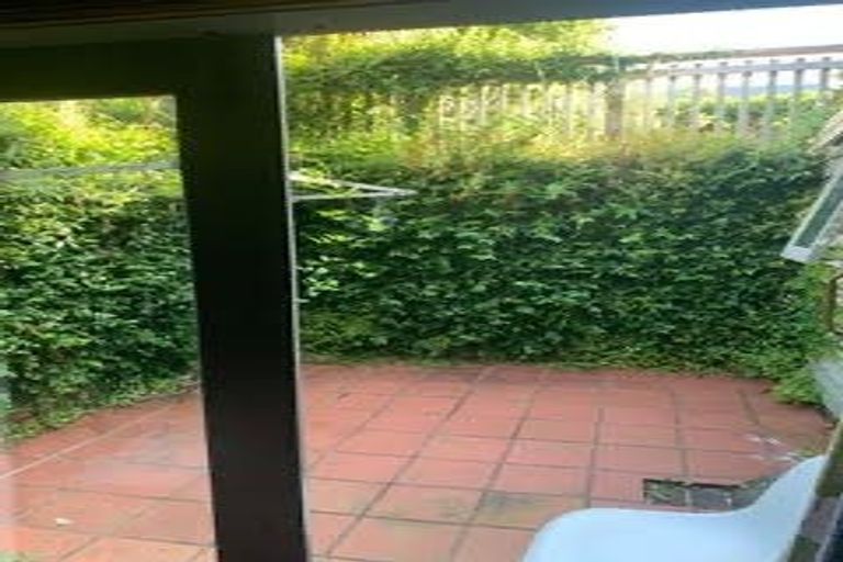 Photo of property in 15 Cottleville Terrace, Thorndon, Wellington, 6011