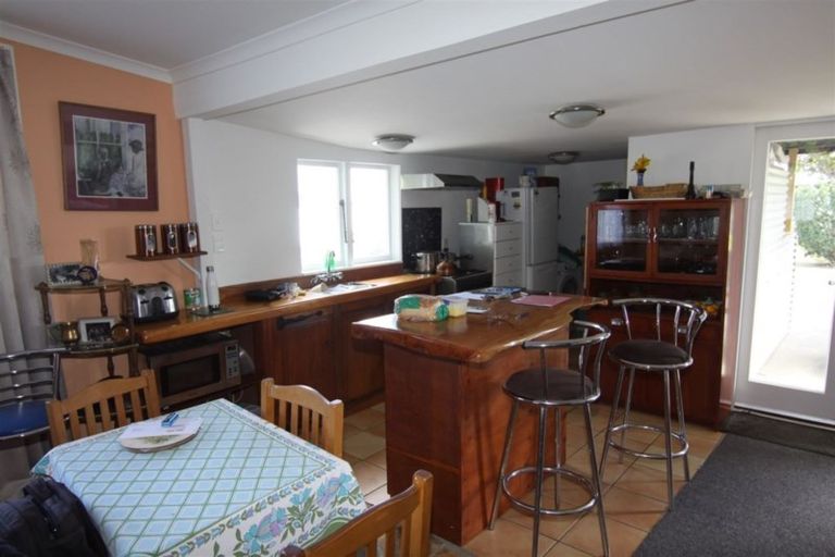 Photo of property in 66 Waimate Highway, Saint Andrews, 7988