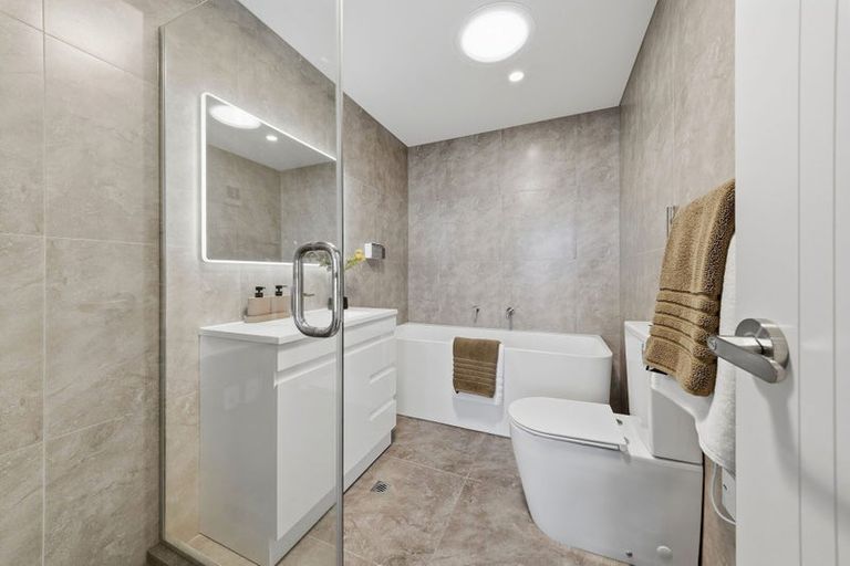 Photo of property in 5/14 Williamson Avenue, Belmont, Auckland, 0622
