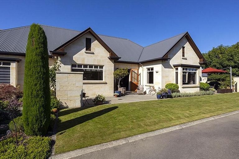 Photo of property in 3 Craighead Street, Highfield, Timaru, 7910