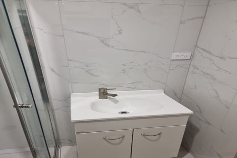 Photo of property in 46 Waller Avenue, Bucklands Beach, Auckland, 2012