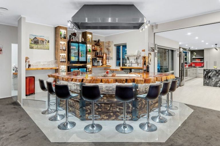 Photo of property in 189 Point View Drive, East Tamaki Heights, Auckland, 2016