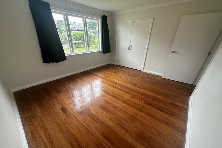 Photo of property in 14 Pearce Crescent, Taita, Lower Hutt, 5011