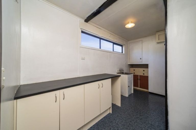 Photo of property in 42 Ballance Street, Lower Vogeltown, New Plymouth, 4310