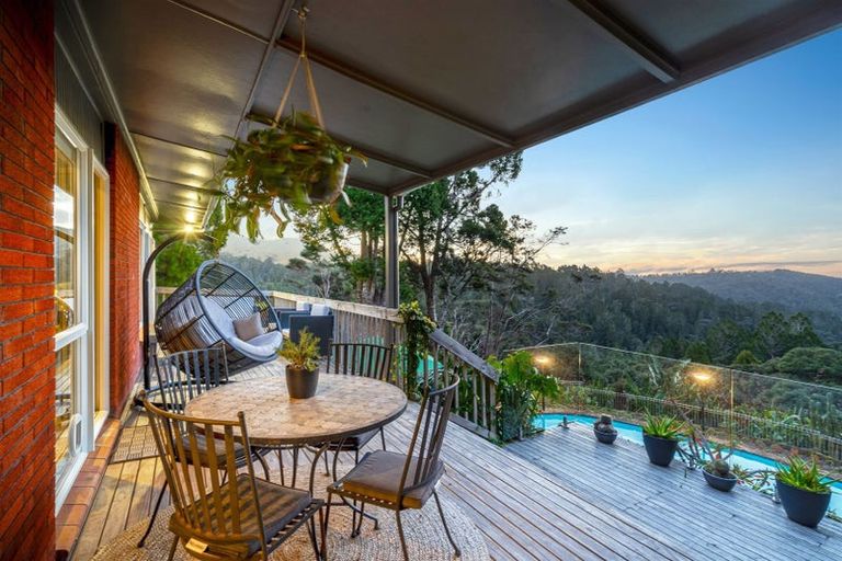 Photo of property in 93 Christian Road, Swanson, Auckland, 0614