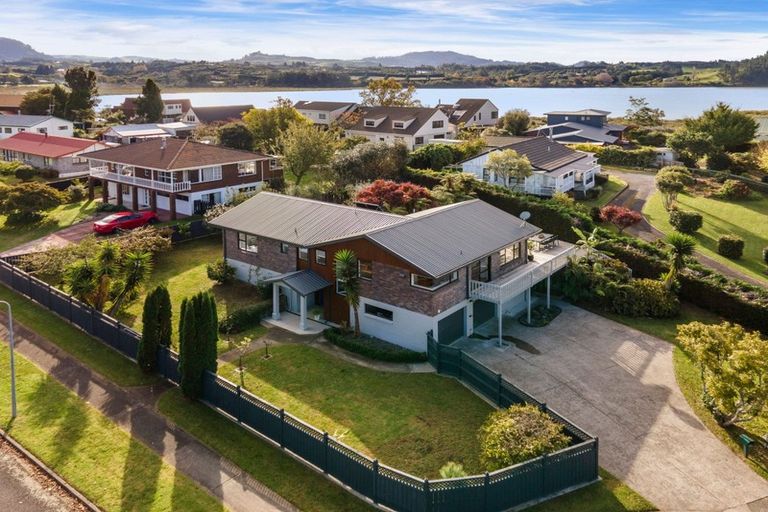 Photo of property in 50 Levley Lane, Katikati, 3129