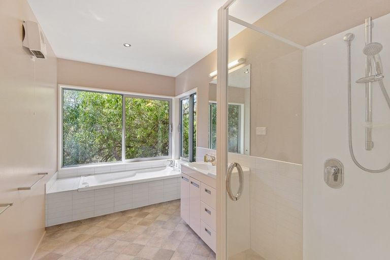 Photo of property in 4 Whero Avenue, Diamond Harbour, Lyttelton, 8971