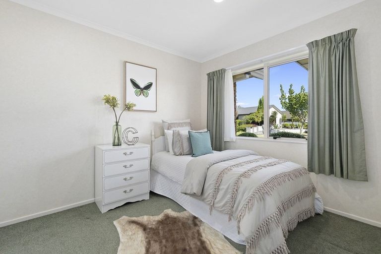 Photo of property in 15 Thistlewood Avenue, Hamilton East, Hamilton, 3216