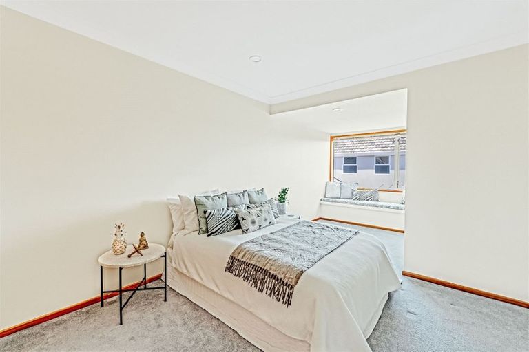 Photo of property in 26 Witbrock Crescent, Burnside, Christchurch, 8053