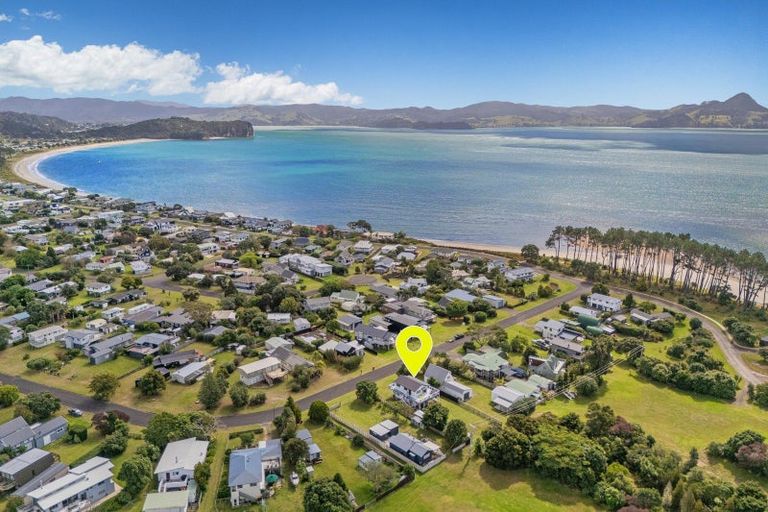 Photo of property in 85 Oyster Drive, Cooks Beach, Whitianga, 3591