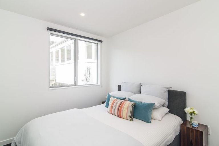 Photo of property in 10/59 The Parade, Island Bay, Wellington, 6023