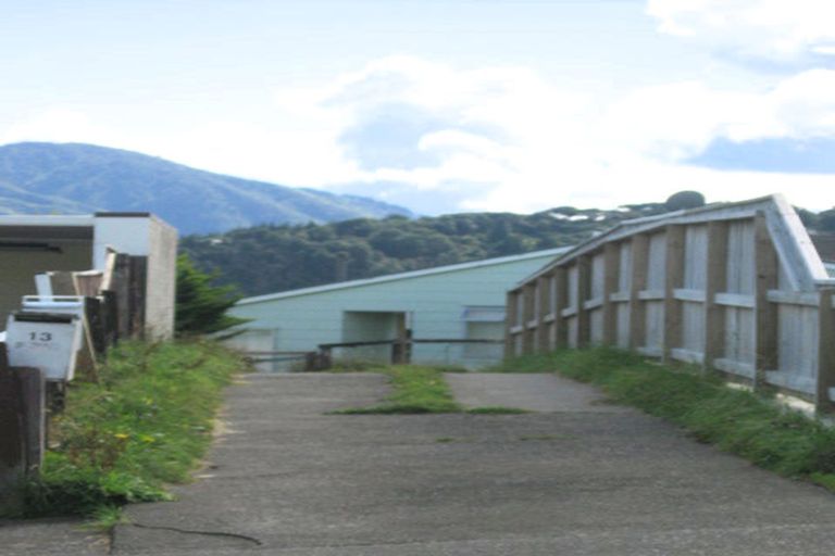 Photo of property in 13 Mount Marua Way, Timberlea, Upper Hutt, 5018