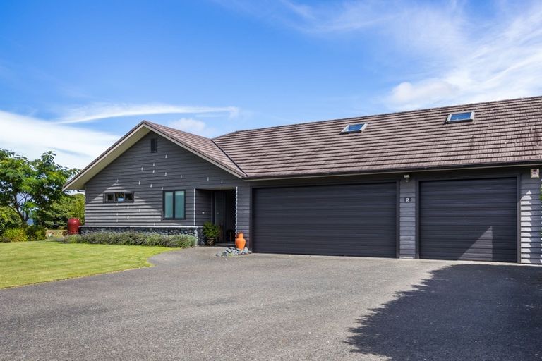 Photo of property in 2 Flaxen Way, Kinloch, Taupo, 3377