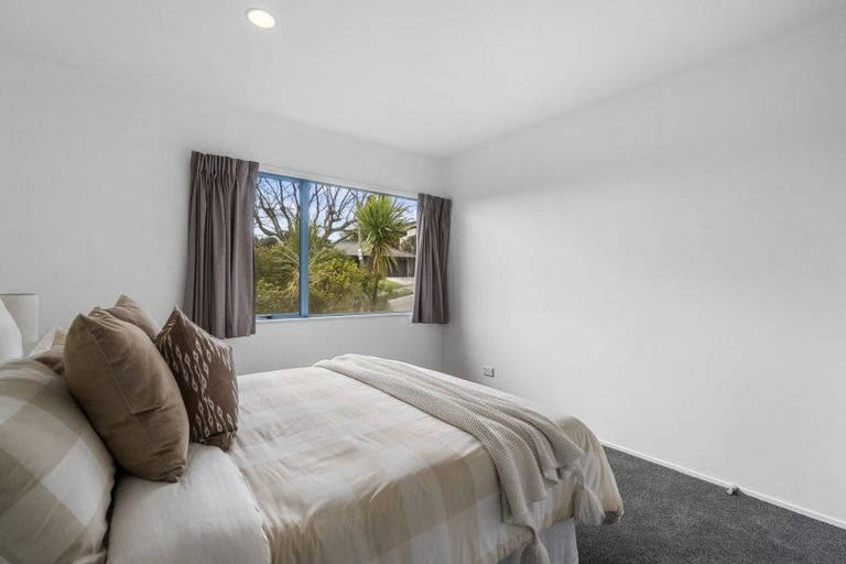 Photo of property in 2 Chestnut Way, Bellevue, Tauranga, 3110