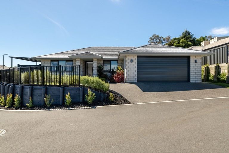 Photo of property in 1 Albatross Lane, Welcome Bay, Tauranga, 3112