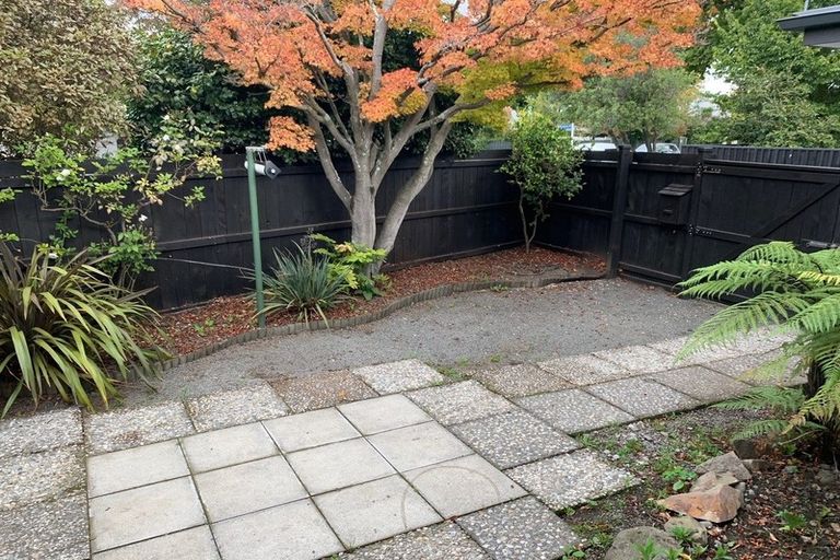 Photo of property in 2/57a Glandovey Road, Fendalton, Christchurch, 8052