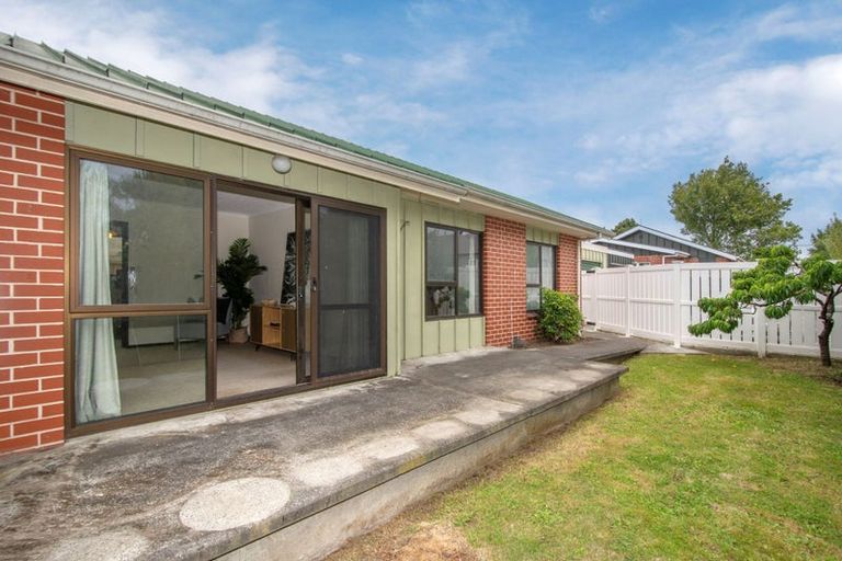 Photo of property in 2/11 Clouston Street, Saint Martins, Christchurch, 8022
