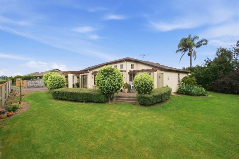 Photo of property in 48 Norm Freeman Drive, Te Puke, 3119