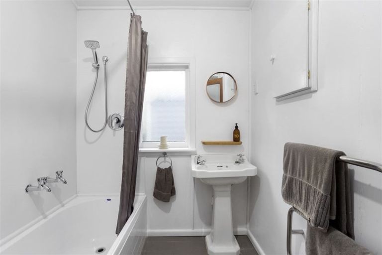 Photo of property in 19 Berry Street, St Albans, Christchurch, 8014