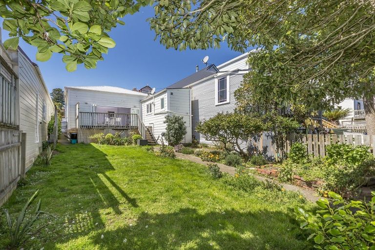 Photo of property in 10 Hiropi Street, Newtown, Wellington, 6021