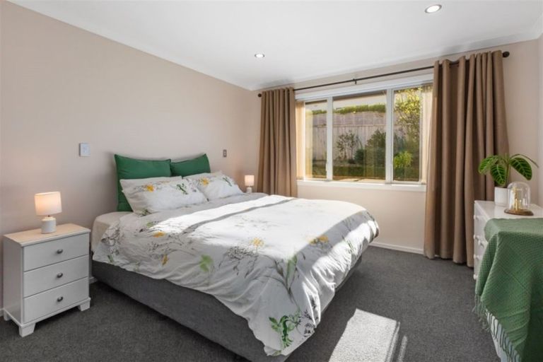 Photo of property in 33 Nelson Avenue, Aotea, Porirua, 5024