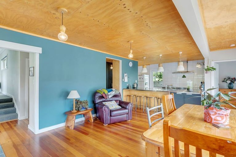 Photo of property in 4 Stephen Street, Tawa, Wellington, 5028