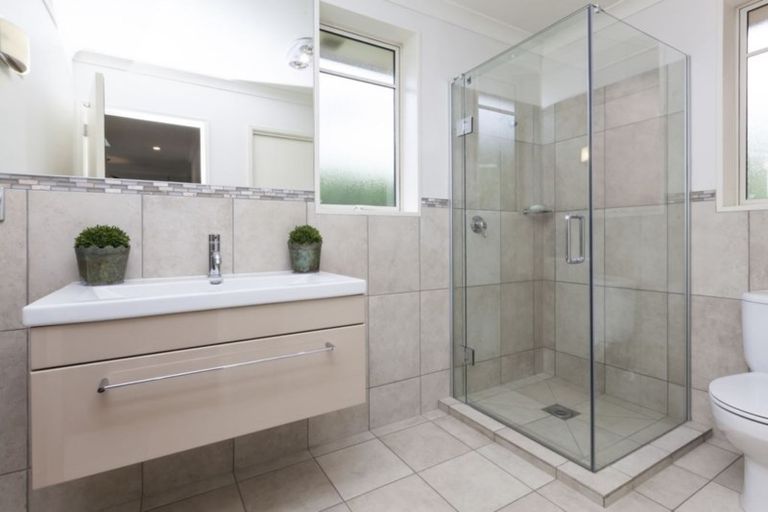 Photo of property in 4 Benmore Gardens, Harewood, Christchurch, 8051