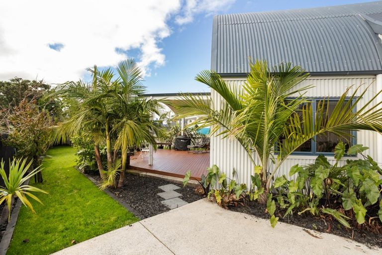 Photo of property in 187a Cook Drive, Whitianga, 3510