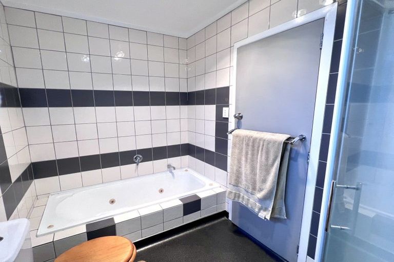 Photo of property in 32 Golf Street, Putaruru, 3411