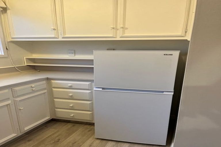 Photo of property in 1/73a Garreg Road, Bryndwr, Christchurch, 8052