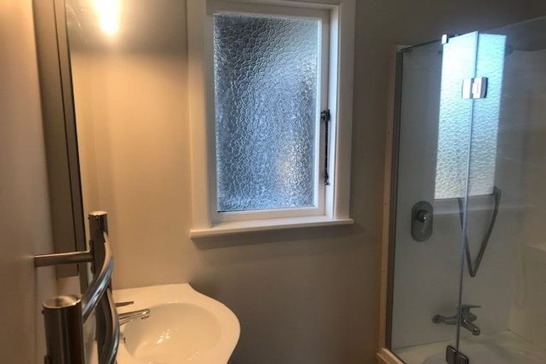 Photo of property in 2 Travis Street, Taradale, Napier, 4112