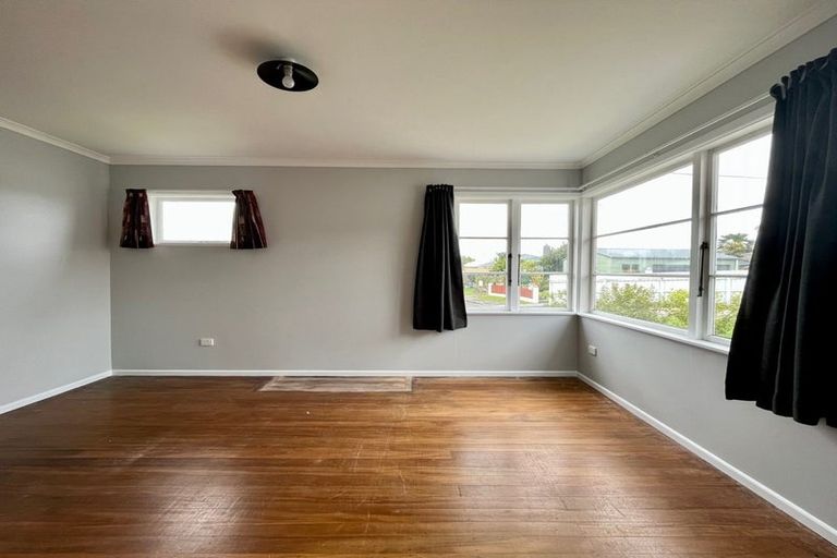 Photo of property in 25 Taylor Avenue, Feilding, 4702