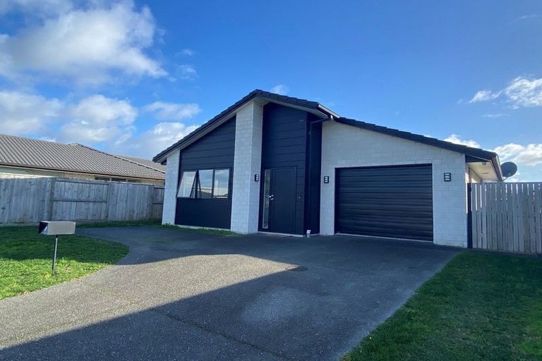 Photo of property in 8 Furlong Road, Papamoa, 3118