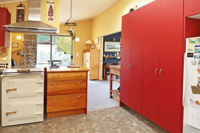 Photo of property in 12 Warren Street, Oamaru, 9400