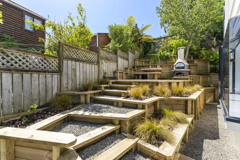 Photo of property in 15 Observatory Close, Whitby, Porirua, 5024