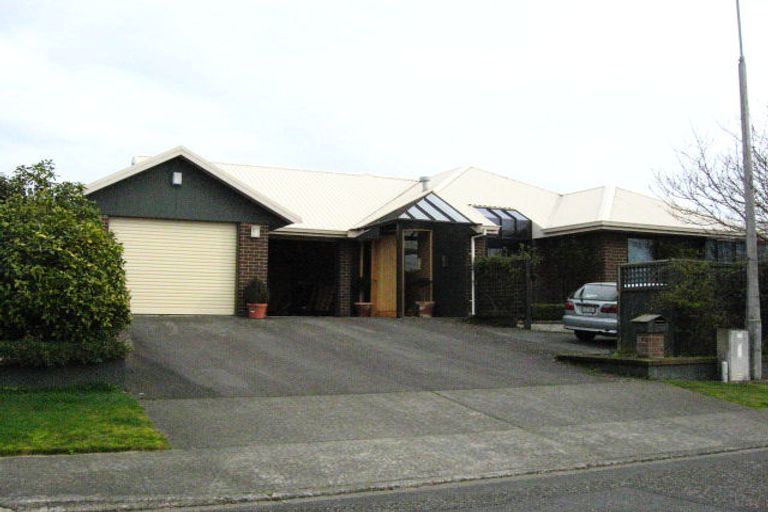 Photo of property in 16 Turnbull Street, Rosedale, Invercargill, 9810