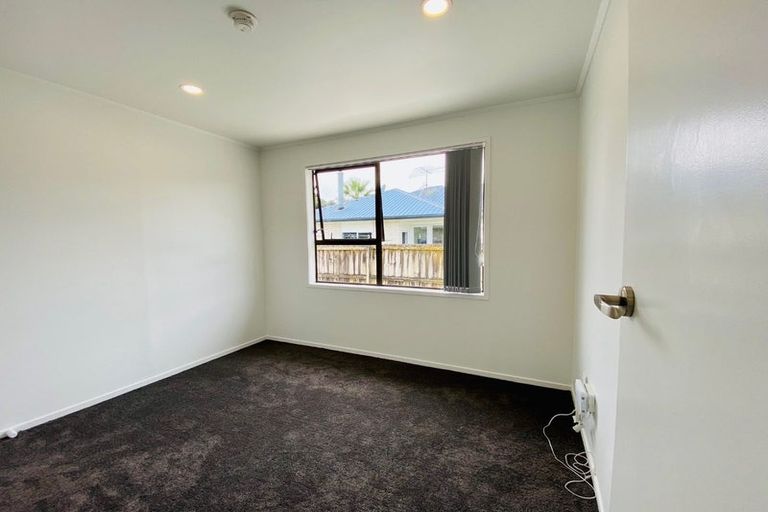 Photo of property in 12 Fourth View Avenue, Beachlands, Auckland, 2018