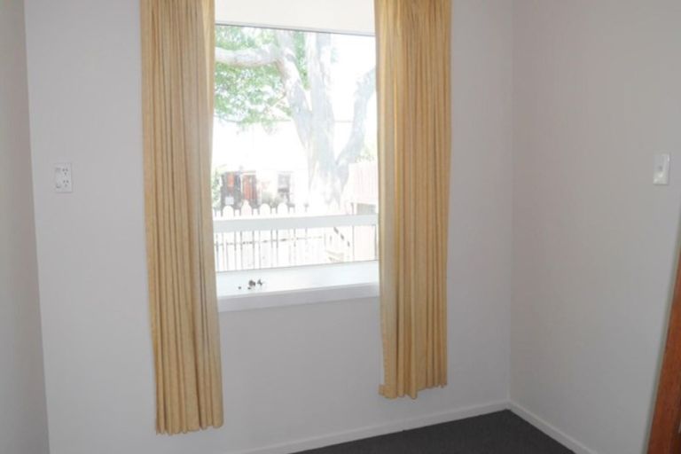 Photo of property in 1 Westmont Street, Ilam, Christchurch, 8041