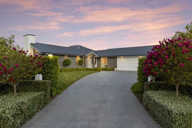 Photo of property in 26 Mike Smith Drive, Cambridge, 3434