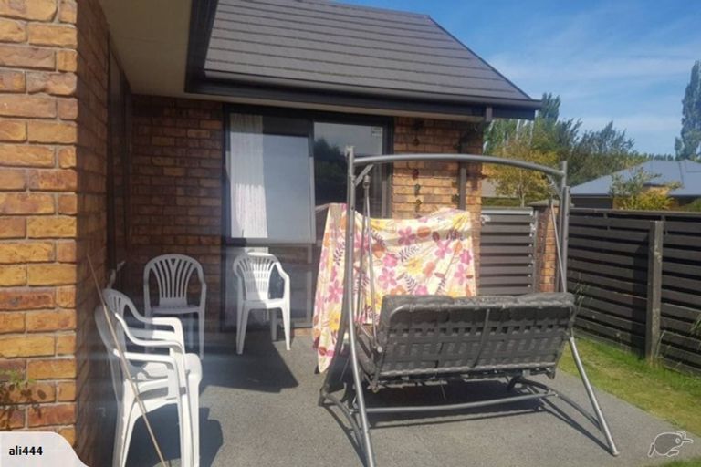 Photo of property in 5 Baltic Place, Northwood, Christchurch, 8051