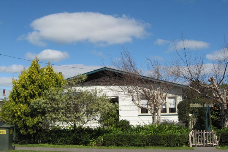 Photo of property in 39 Cuba Street, Marton, 4710