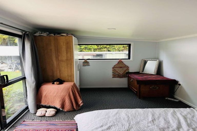 Photo of property in 2/9 Riverlea Road, Whenuapai, Auckland, 0618