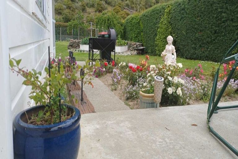 Photo of property in 69 Gordon Street, Kurow, 9435