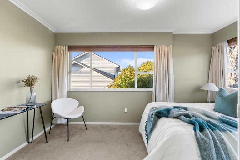 Photo of property in 20 Highfield Place, Avonhead, Christchurch, 8042