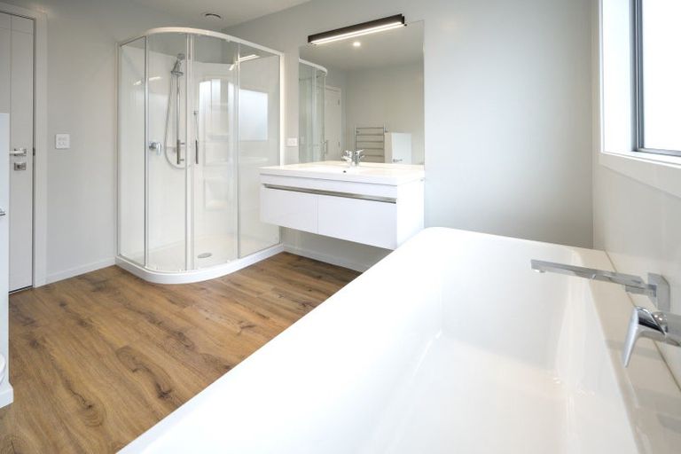 Photo of property in 36 Huntaway Close, Stoke, Nelson, 7011