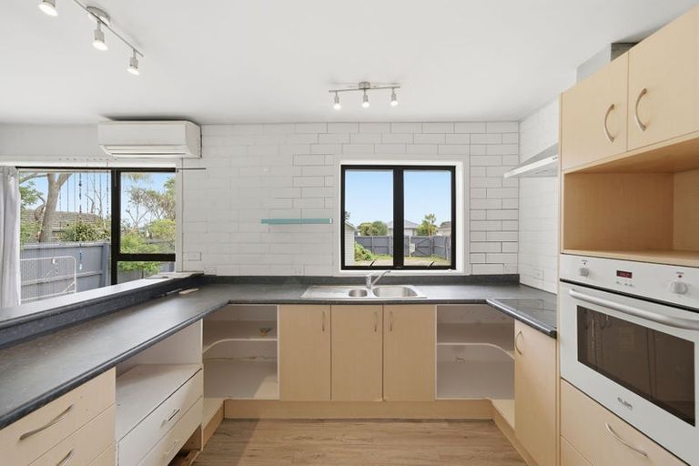 Photo of property in 56 Tedder Avenue, North New Brighton, Christchurch, 8083