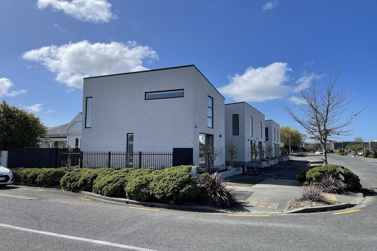 Photo of property in 58 Picton Avenue, Riccarton, Christchurch, 8011